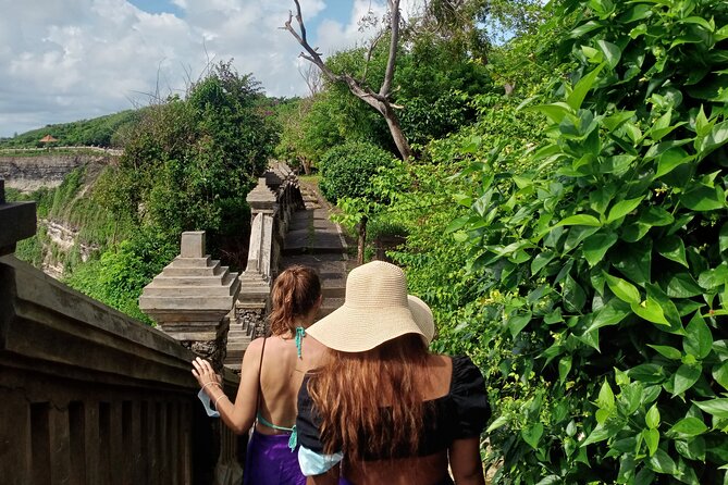 All Inclusive Kecak Dance and Uluwatu Temple Admission Ticket - The real payoff: Uluwatu’s cliff sunset + the Kecak show