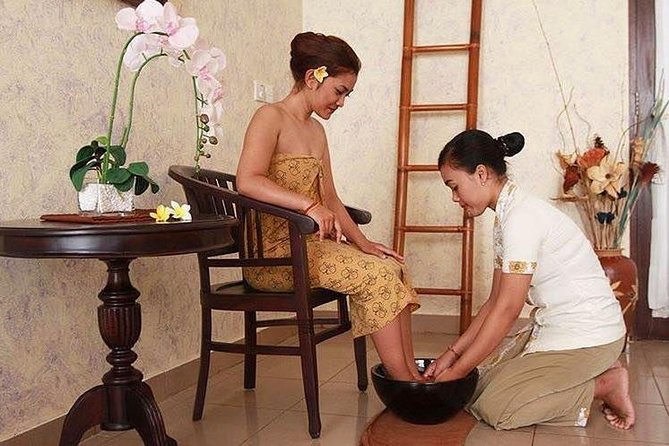 Bali Luxury Spa Massage and flower Bath 2 hour Treatmen - The Arrival Ritual: Welcome Drink, Clean Spaces, and Oil Choice