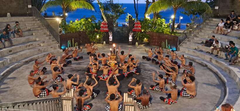 Bali: Tanah Lot Temple Sunset Kecak & Fire Dance Show Ticket - Tanah Lot at 6 PM: why the timing is the whole point