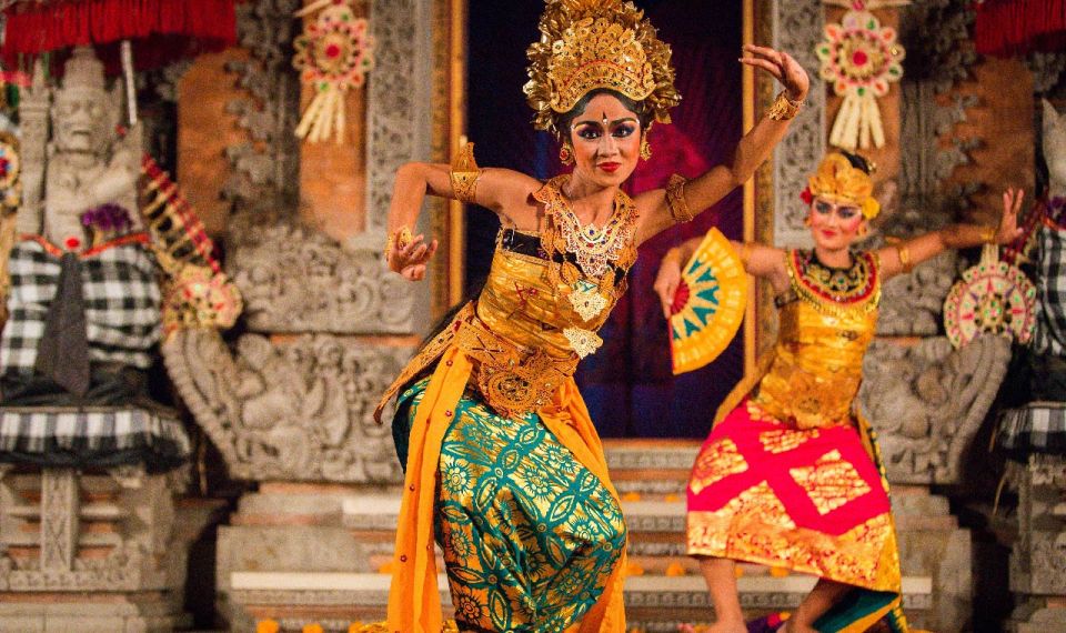 Bali: Ubud Palace Legong Dance Show Ticket - Legong Kraton at Ubud Palace: what you are actually buying