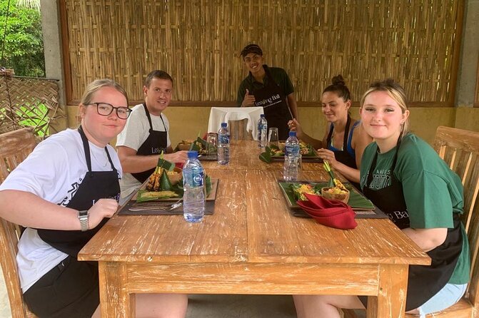 Balinese Authentic Cooking Class in Ubud - The Itinerary: Market, House, and the Farm-First Cooking Setup