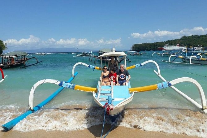 Blue Lagoon Bali Snorkeling Experience - Lunch on the beach plus rinse-down comfort