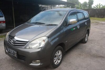 Denpasar Arrival Transfer: Airport to Hotel - Finding your driver in a sea of names