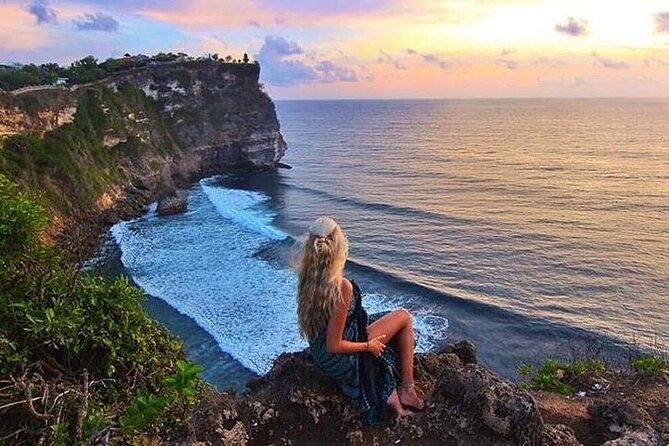 Kecak Fire Dance and Sunset at Uluwatu Temple All Inclusive - Uluwatu Temple Sunset Timing (3PM to 7PM) You’ll Actually Appreciate