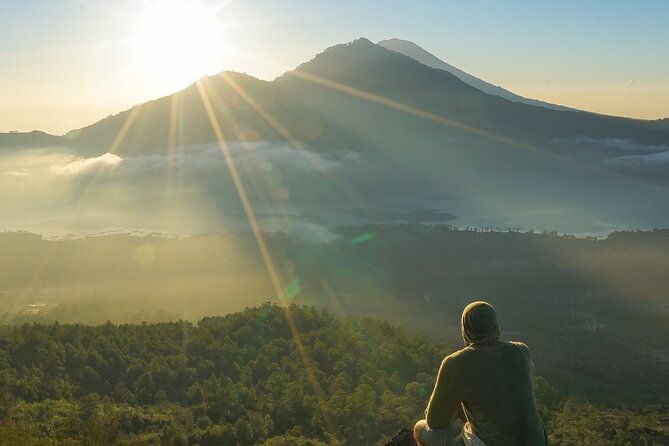 Mount Batur Sunrise Hike with Breakfast - Sunrise on Mount Batur: Hot Drinks, Steam Eggs, and the Big Wait