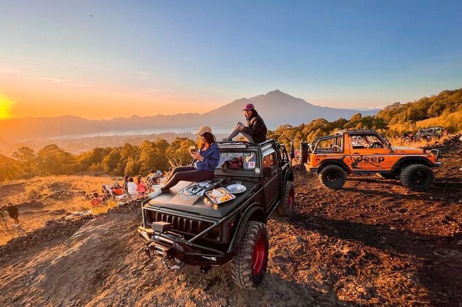 Mount Batur Sunrise Jeep Tour with Natural Hot Spring - Breakfast with coffee and tea: simple, but timed well