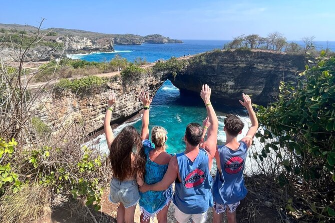 Nusa-Penida customize Tour - All inclusive - Photo spots vs enjoying the coast: manage the trade-offs