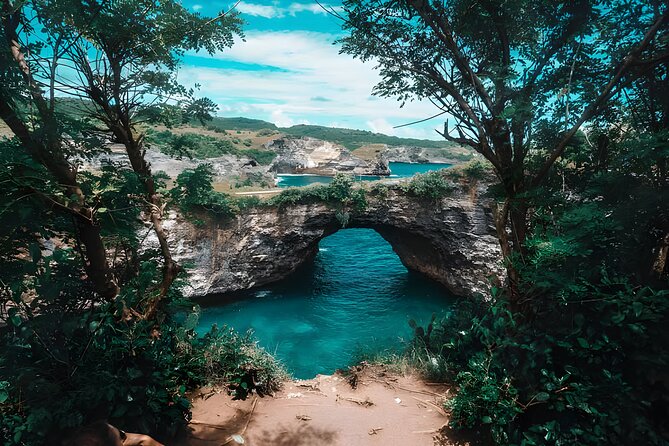 Nusa Penida Island Beach Tour With Snorkeling - Departure From Bali Island - Transport realities: air-conditioned cars, shared boats, and slow points