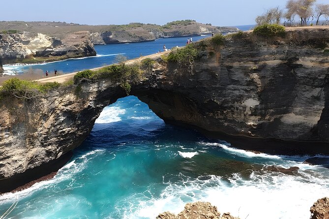 Nusa Penida Island Beach Tours with Snorkeling From Bali - Crystal Bay: A Famous Snorkeling Shore With Easy Access