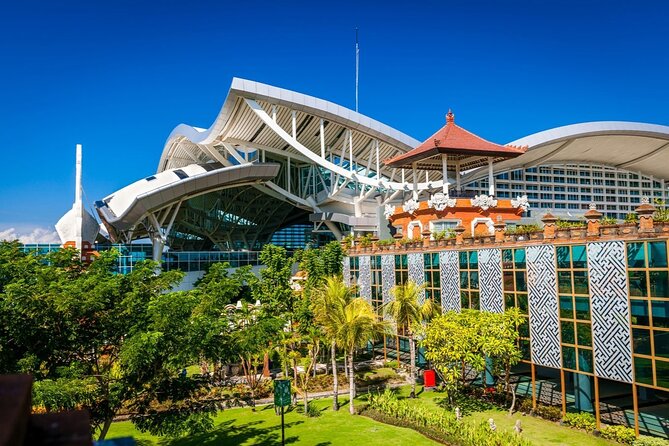 Private Arrival Transfer: Bali Airport to Hotel - Ride details to Seminyak: what the drive feels like and what to request