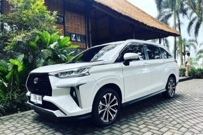 Private Car Charter in Bali with an English-speaking Driver - How Pickup and a “Driver Waits” Day Really Feels