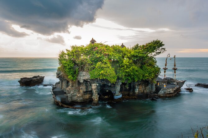 Private Full-Day Handara, Ulun Danu, Jatiluwih and Tanah Lot Tour - Handara Gate Visit: Photo-Friendly Views Without the Headache