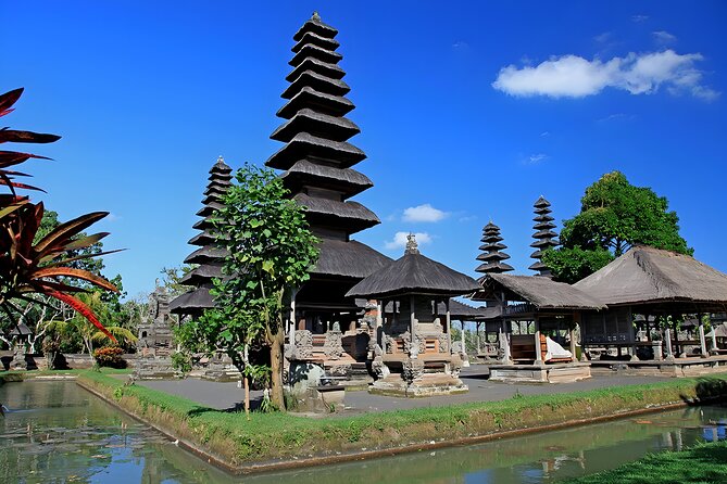 Private Full-Day Tour: Ulun Danu Beratan Temple, Jatiluwih and Tanah Lot Temple - Bedugul Market: a break that helps the day feel real