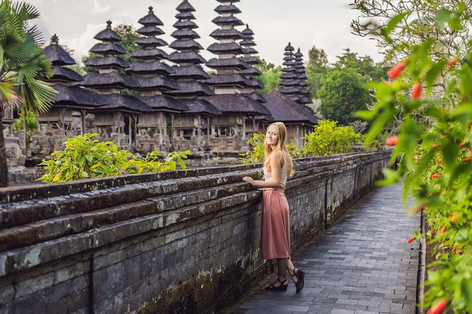 Private Tour: Ubud and Tanah Lot Day Tour - Tegalalang Rice Terrace: farmer views without the hard sell