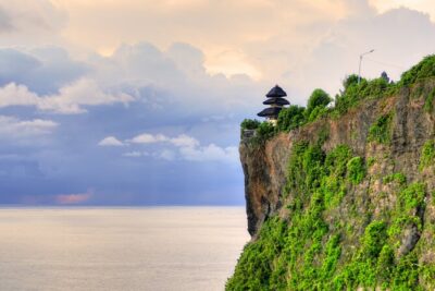 Private Tour: Uluwatu Temple & Southern Bali Highlights - Uluwatu Temple: clifftop views plus the monkey factor