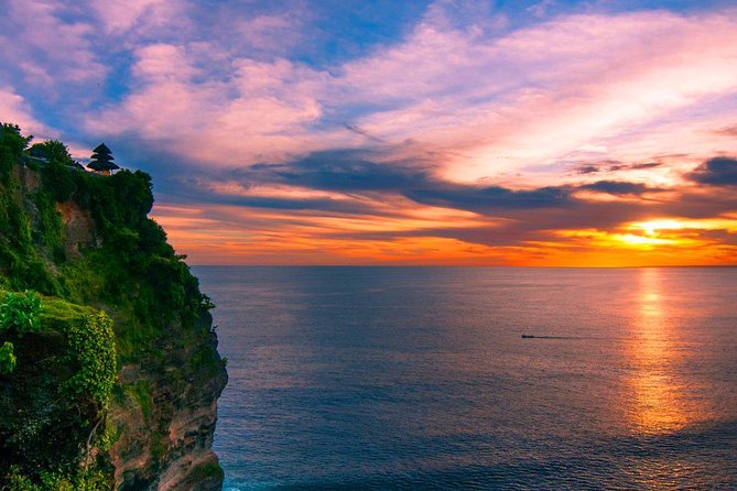 Private Tour: Uluwatu Temple & Southern Bali Highlights - Timing, transport, and the small comfort details