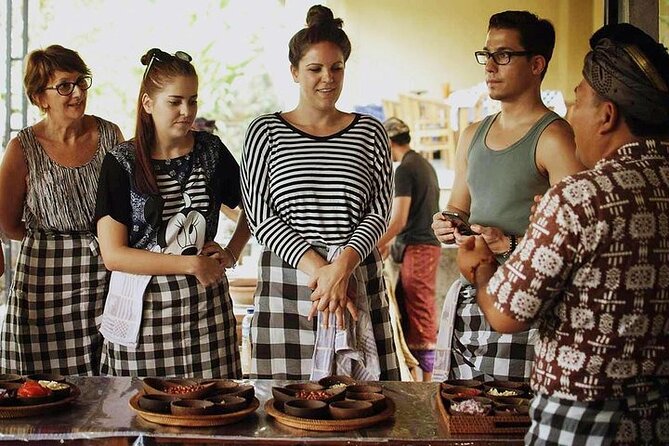 Ubud Cooking Class Bali with Balinese Chef - Price and value: what $35.79 buys in Ubud