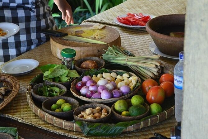 Ubud Cooking Class Bali with Balinese Chef - The real learning: peanut sauce and bumbu bali you’ll actually reuse