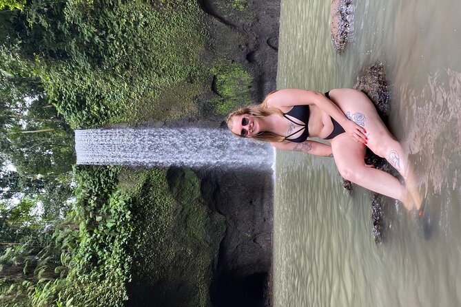 Ubud Day Tour - Private Ubud Tour Guide - Best Of Ubud Tour - Tegenungan Waterfall: green views, a short walk, and two ways to enjoy it