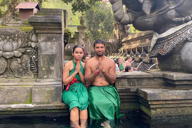 Ubud Day Tour - Private Ubud Tour Guide - Best Of Ubud Tour - Sacred Monkey Forest Sanctuary: sacred grounds, real monkeys, and smart behavior