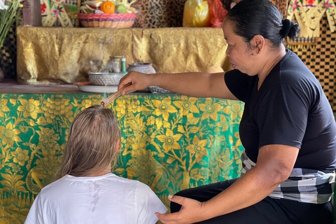 Ubud Tour - Balinese Healing By Shaman And Self Purification - Batuan Temple: A Classic Balinese Temple Stop