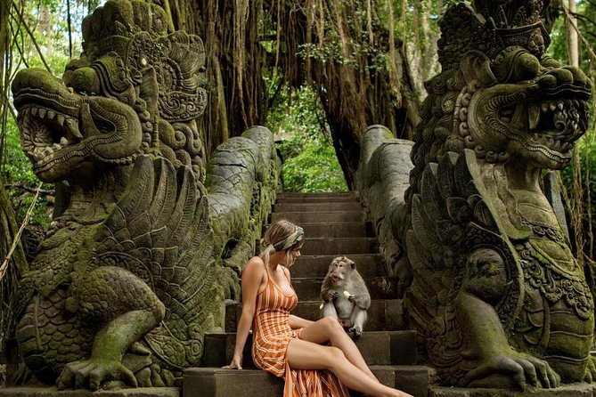 Ubud Tour with Swing, Temple, Monkey Forest, and Waterfall - Puseh Batuan Temple: where a ritual moment can happen